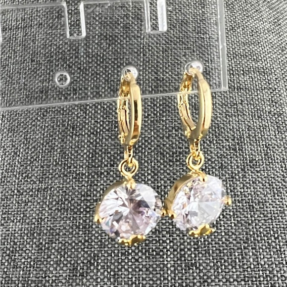 Teardrop Dangling Hoop Earrings New - Picture 3 of 5